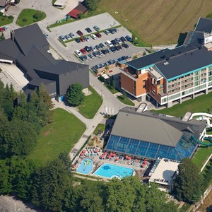 albergo e parco acquatico vista alto