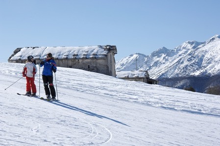 bambini sulla neve