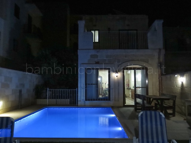 casa con piscina a Gozo