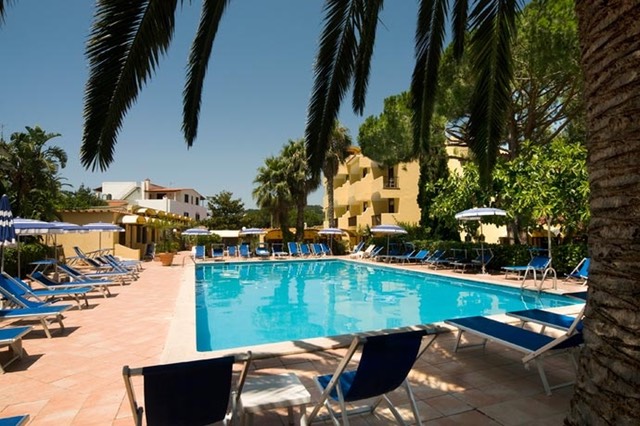 hotel con piscina bambini ischia