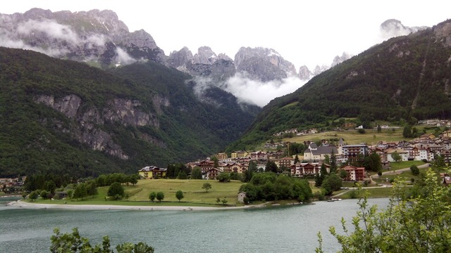 lago molveno trentino