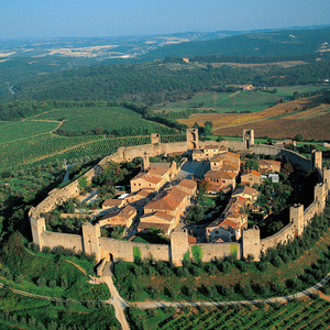 monteriggioni toscana