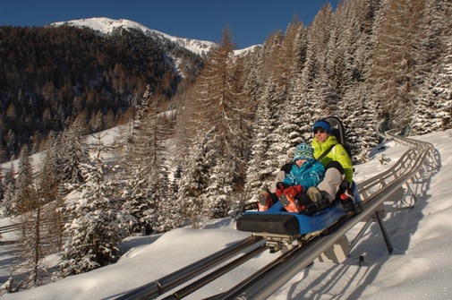 parco divertimenti neve giochi