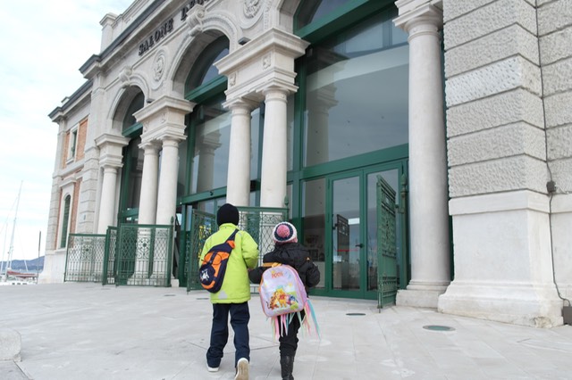 trieste salone incanti con bimbi